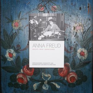 Anna Freud bemalte Bauernmöbel